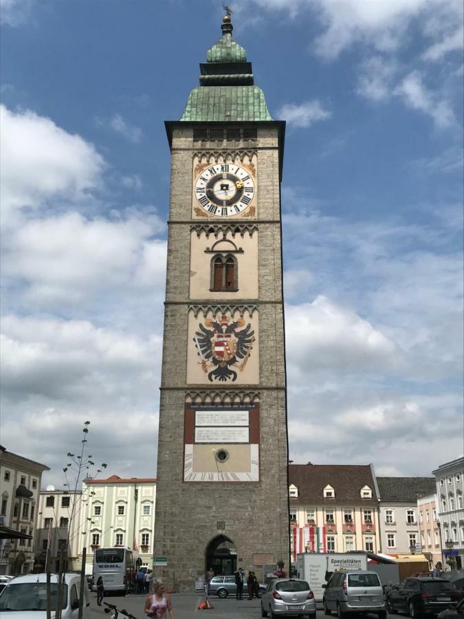 Exquisites Uebernachten In Der Aeltesten Stadt Oesterreichs Enns Dış mekan fotoğraf